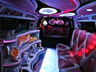 pink limo hire in southampton